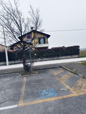 Onsite parking - Venice Home perfect for Venice Airport free parking (Veneto)