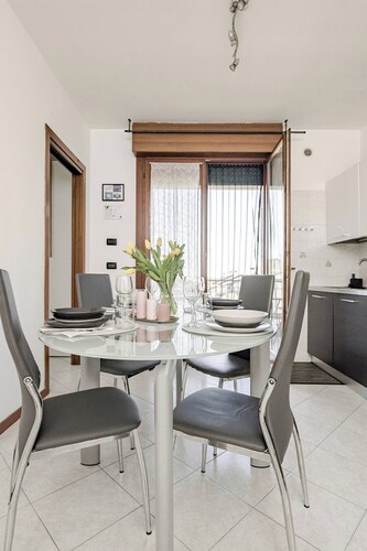 Venice Home perfect for Venice Airport free parking