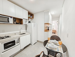 Apartment | Eigene Küche | Kühlschrank, Mikrowelle, Kochgeschirr/Geschirr/Besteck, Gewürze