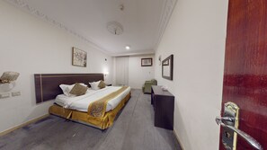 Blackout curtains, iron/ironing board, free WiFi - Quba Oasis 2 Hotel Apartments (Madinah)