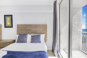 Lyxlägenhet - 2 sovrum - utsikt mot staden | 2 sovrum, mörkläggningsgardiner, gratis wi-fi och sängkläder