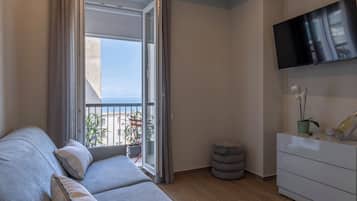 Panoramic Suite, Sea View | Terrace/patio
