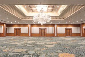 Ảnh chưa phân loại, 4 trong số 27 ảnh, nút