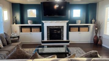 Smart-tv, eldstad, tv-spel och datorskärmar