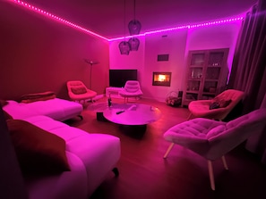 Smart TV, fireplace, ping pong, printers