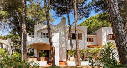 Villa Messapica by BarbarHouse