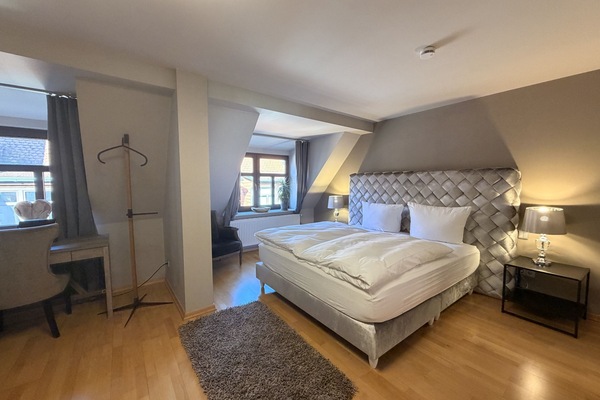 Apartment Komfort Schlafzimmer 1