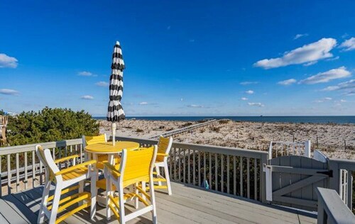 PET FRIENDLY OCEANFRONT 1BR Perfect For a COUPLE!!