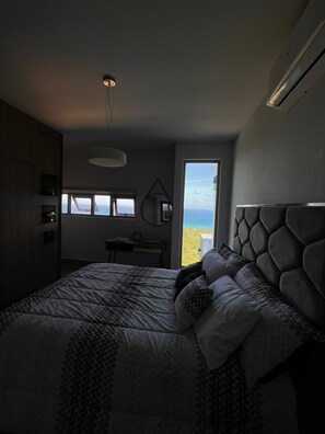 3 bedrooms, travel cot, free WiFi, bed sheets
