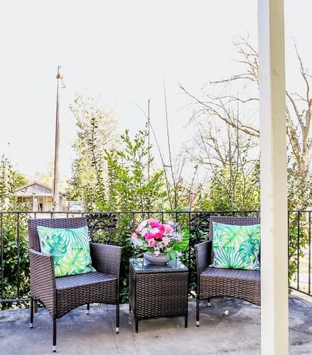 Sweet Stay- Charming two bedroom Townhouse in Midtown Memphis.