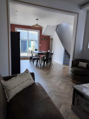 Interior - "Le Lambert", your haven of peace. 85 m2 of absolute comfort! Ideally located... (Fécamp)