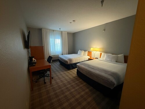 1-bedroom apartment in beautiful Minot by the Dakota Square Mall.