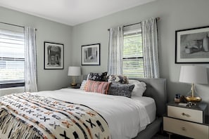 4 bedrooms, free WiFi, bed sheets - Wynwood Art Deco House – Stylish, Relaxing & Full of Personality (Miami)