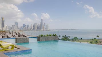 Room, Multiple Bedrooms, Accessible, Smoking | Pool