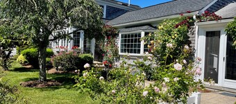 Dennisport! Walk to 3 Public Beaches! Charming 4-bedroom 3 bath House with AC