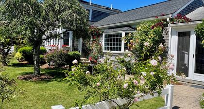 Dennisport! Walk to 3 Public Beaches! Charming 4-bedroom 3 bath House with AC
