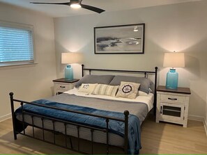 2 bedrooms, desk, free WiFi, bed sheets