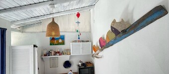 Mini apartment with charming window overlooking the sea quiet and relaxing.