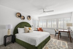 3 bedrooms, desk, iron/ironing board, WiFi