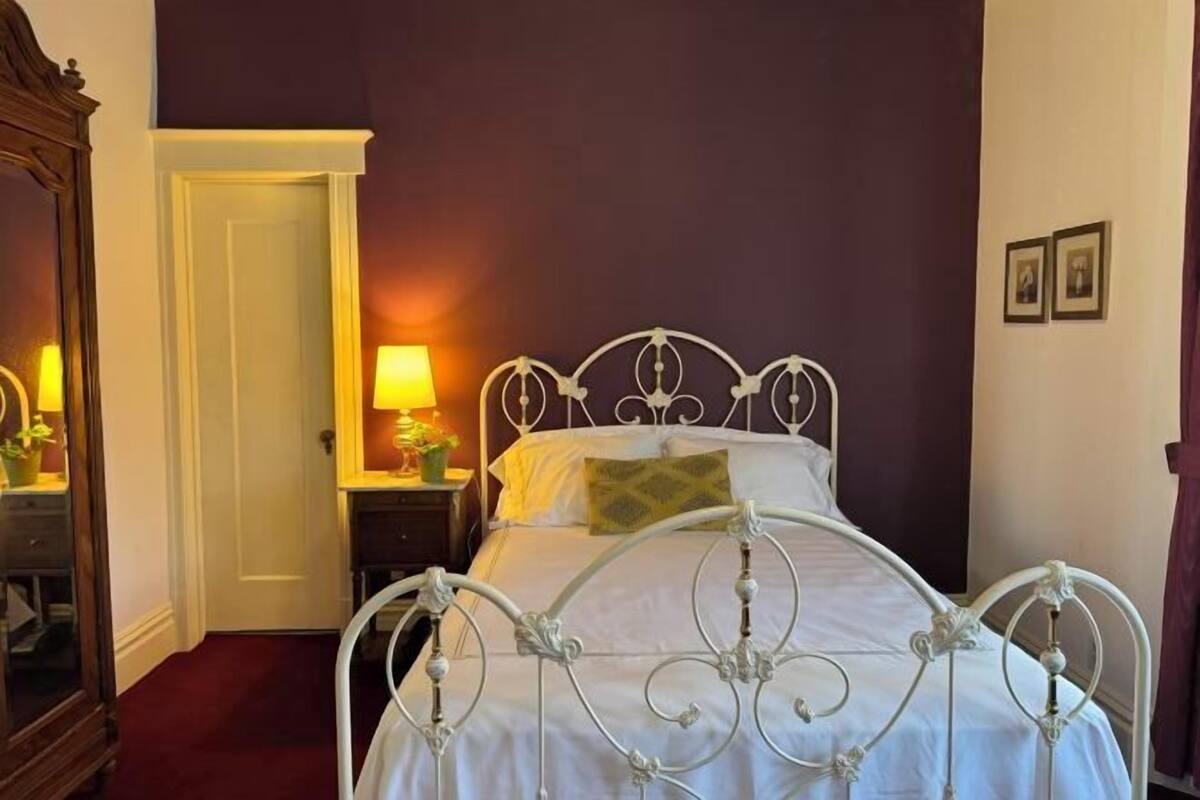 1 bedroom, premium bedding, individually decorated