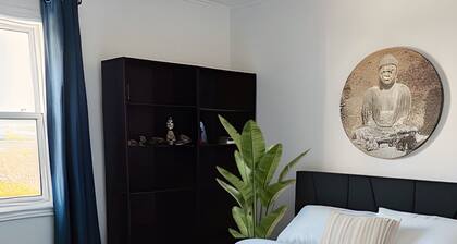 Quite 5 room home near the ocean in town