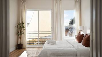 3 bedrooms, iron/ironing board, free WiFi, bed sheets