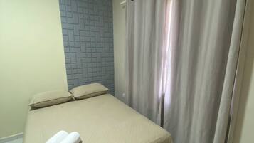 2 chambres, fer et planche Ă repasser, Wi-Fi gratuit, draps fournis