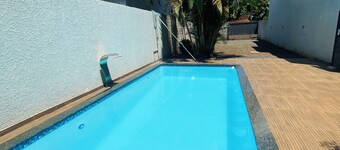 NEW HOUSE WITH AIR CONDITIONING AND POOL