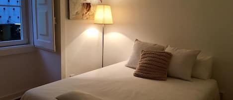 1 sovrum, strykjärn/strykbräda, wi-fi och sängkläder