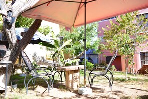 Outdoor dining - Apartment in residential area (Sucre)