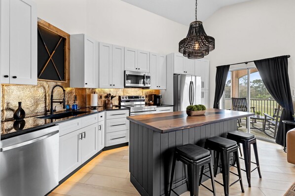 Private kitchen - "The Albatross" One Bedroom Condo @ PGA Golf Villa (Port St. Lucie)