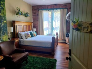 2 bedrooms, free WiFi, bed sheets - Aspen Inn - Spring Suite (Euro King) (Creede)