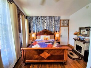 1 bedroom, WiFi - Aspen Inn -  Fall Suite (California King) (Creede)