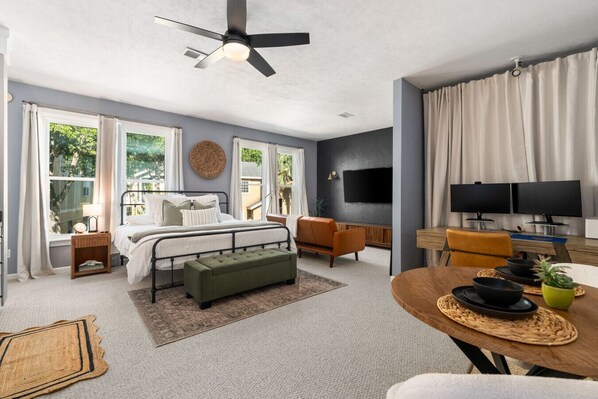 1 bedroom, desk, iron/ironing board, free WiFi