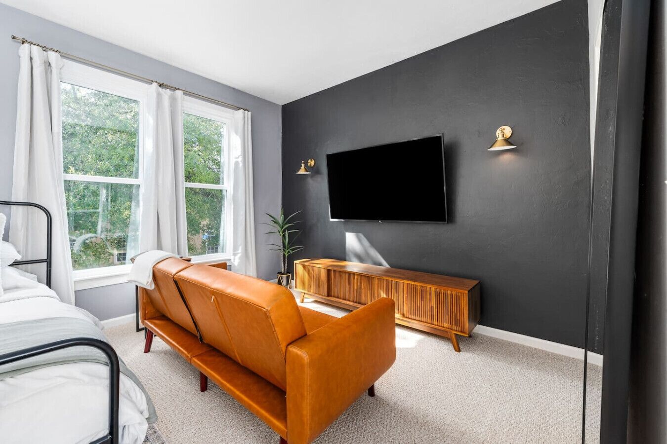 Smart TV, books, offices, computer monitors