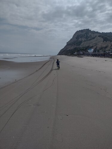 3-bedroom condo in enjoyable San Clemente with AC, WiFi