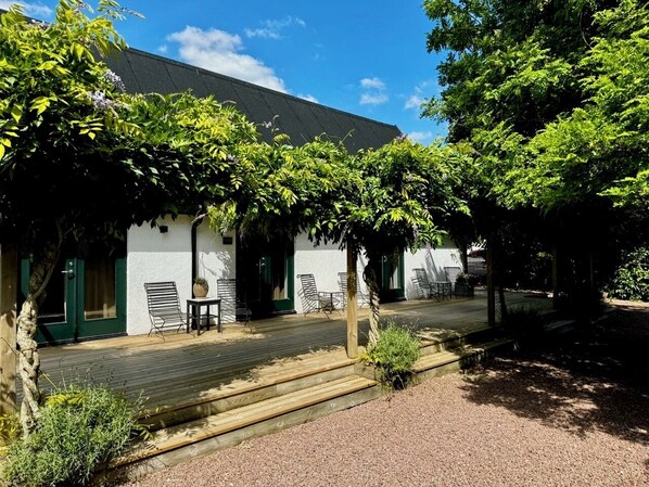 Terrace/patio - Wisteria Österlen  (Simrishamn)