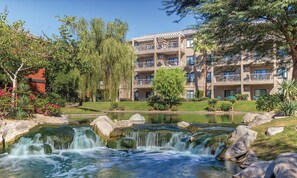 Exterior - Shuttle to Coachella - WorldMark Indio 1 Bedroom, 1 Bath Condo, Sleeps 4 (Indio)