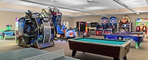 Spielezimmer
