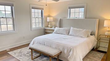 5 bedrooms, iron/ironing board, free WiFi, bed sheets