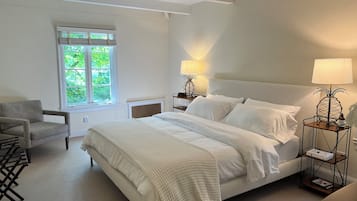 Traditional Cottage, 2 Bedrooms, Lake View | 2 bedrooms, desk, laptop workspace, iron/ironing board