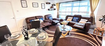 Colchester City Luxury with free Parking and Wifi