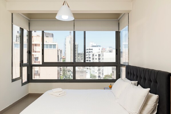 3 bedrooms, iron/ironing board, travel crib, free WiFi