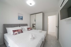 3 soverom, skrivebord, strykejern/-brett og wi-fi (inkludert)