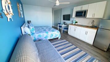 1 bedroom, iron/ironing board, free WiFi, bed sheets