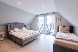 3 chambres, fer et planche à repasser, lit parapluie, Wi-Fi