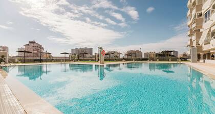 Cozy apartment with swimming pool and balcony, in the best area of Alicante