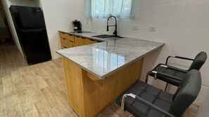 Mikrobølgeovn og kokeplater