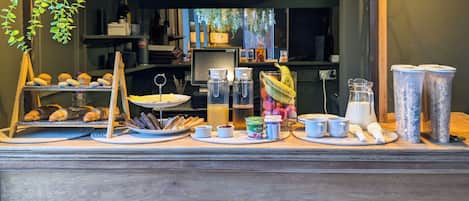 Desayuno continental incluido todos los días