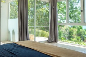 6 Schlafzimmer, Schreibtisch, Bügeleisen/Bügelbrett, WLAN